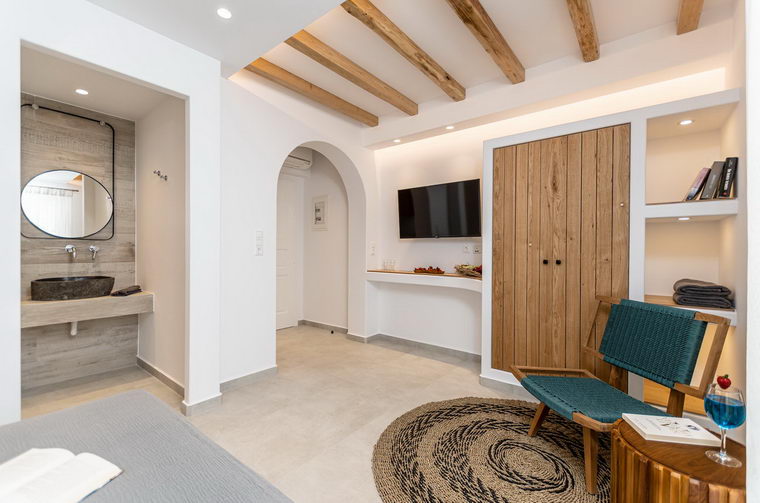 Premium Double Roomσ with Pool View